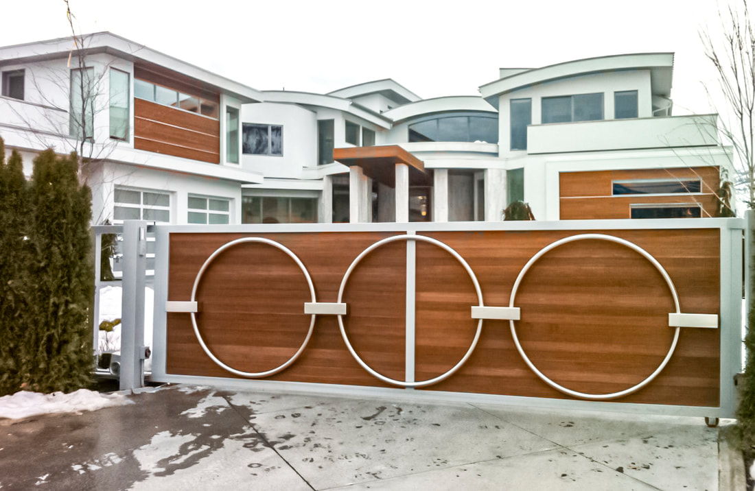 Custom Kelowna Gate